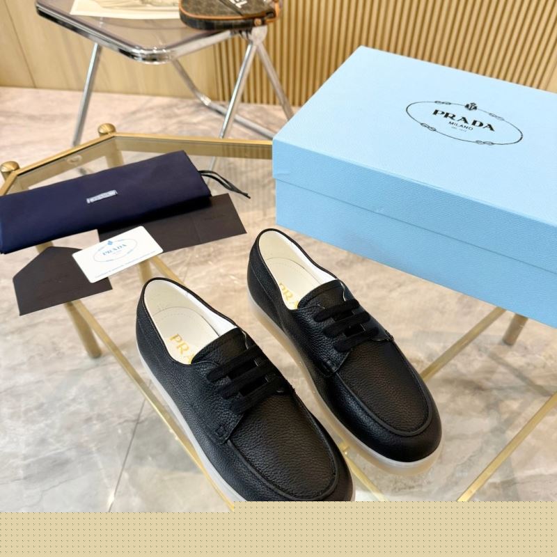 Pra*a casual shoes